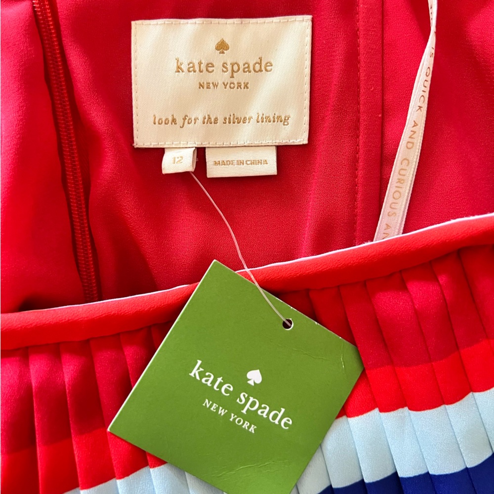 Red Strapless Patterned Dress - image 4